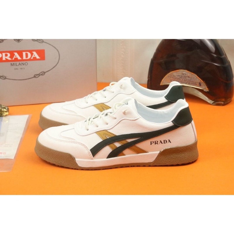 Pra*a casual shoes